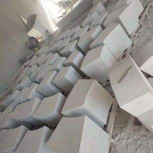 梧州 白麻花岗岩异形坐凳