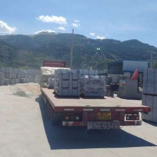 梧州 芝麻白仿形路沿石，直形路沿石