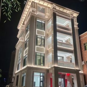 梧州 芝麻白花岗岩别墅外墙夜间效果