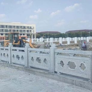 梧州 白麻花岗岩荔枝面河道栏杆