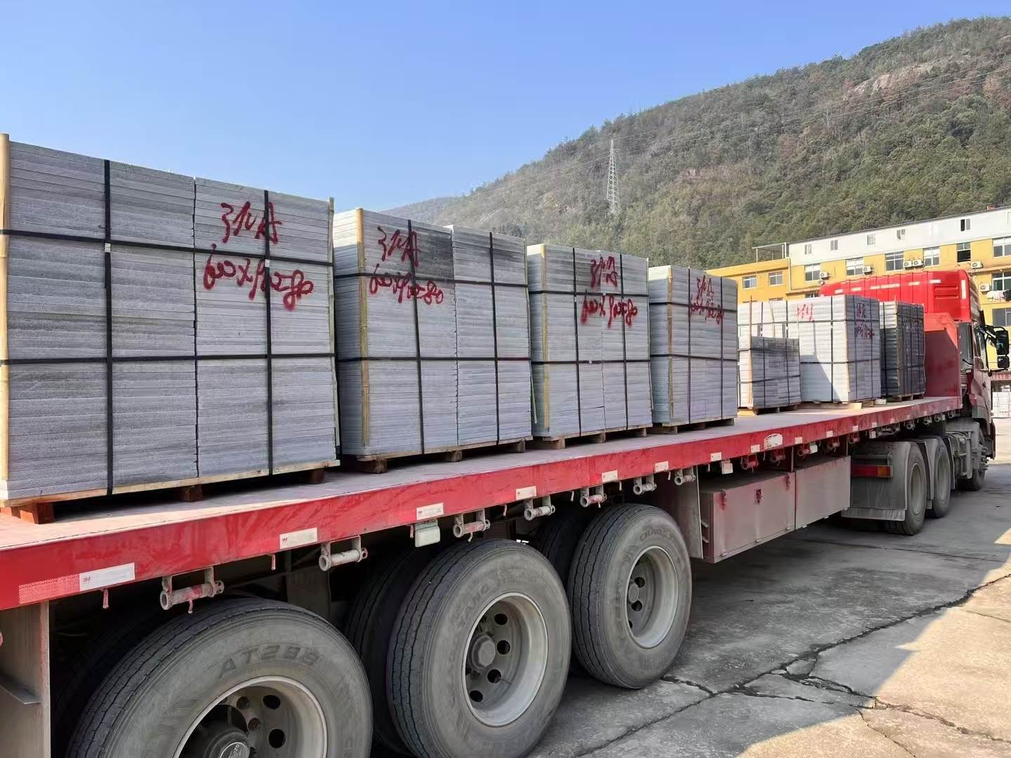 梧州 芝麻灰地铺石出货日常