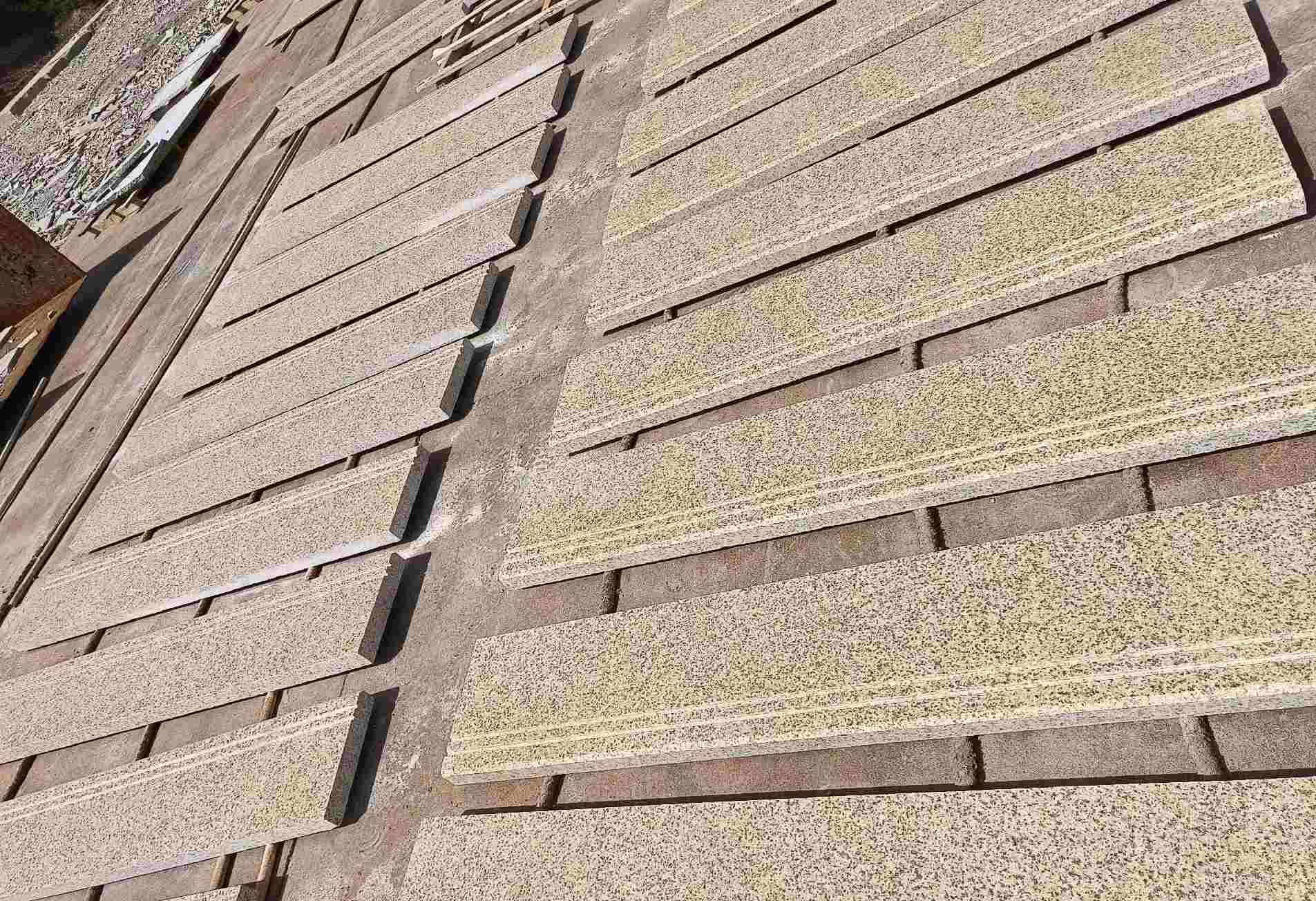 梧州 黄金麻花岗岩光面楼梯踏步