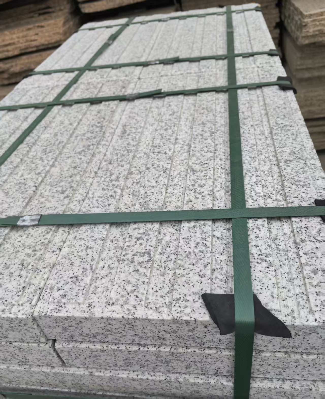 梧州 白麻花岗岩直行盲道石，盲条，地铺石