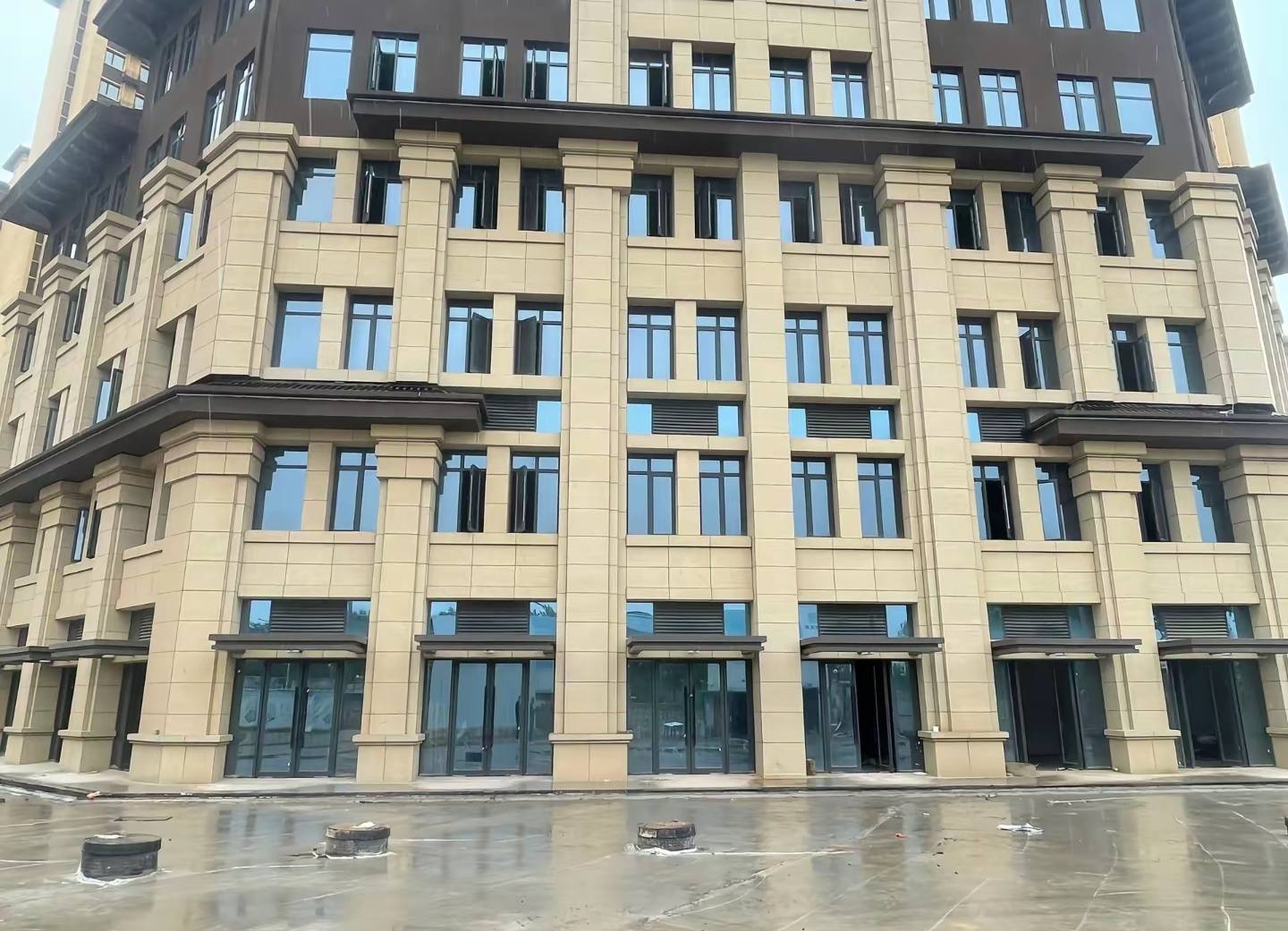 梧州 黄金麻花岗岩荔枝面小区外墙干挂