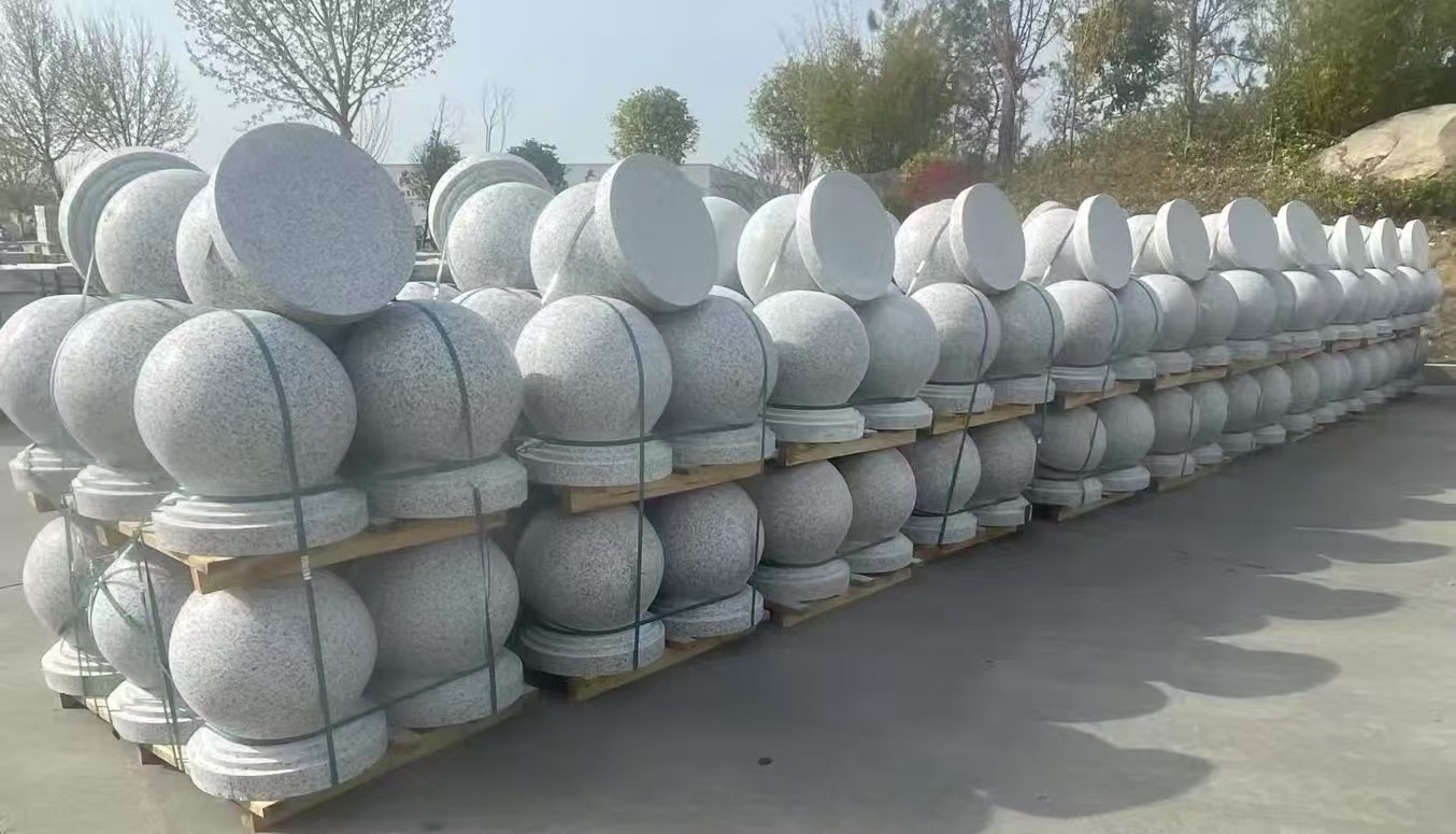 梧州 白麻花岗岩石材圆球，石球，挡车球，隔离球，景观石球，风水球等