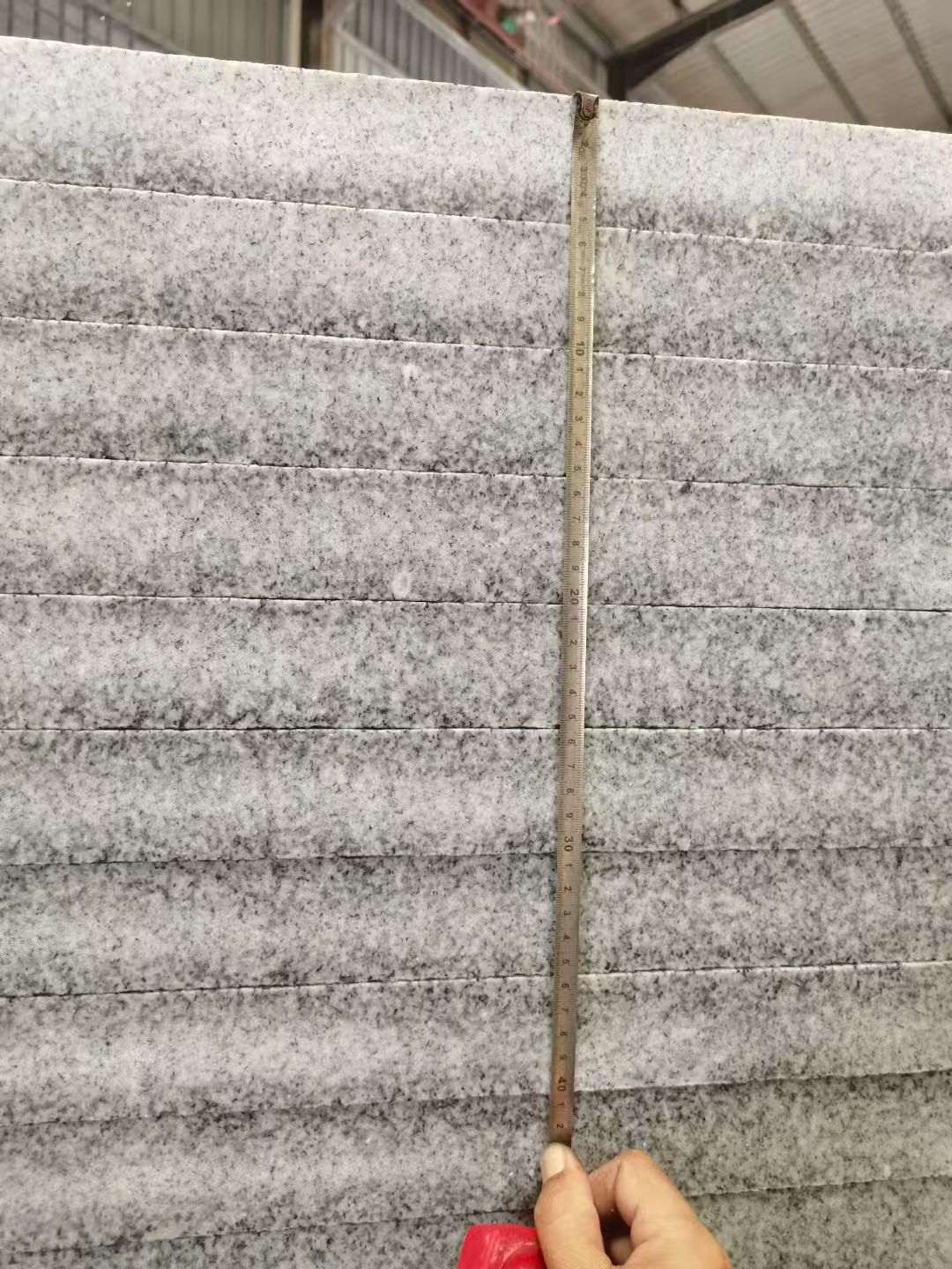 梧州 芝麻白火烧成品厚薄均匀，B料价格接近A料质量