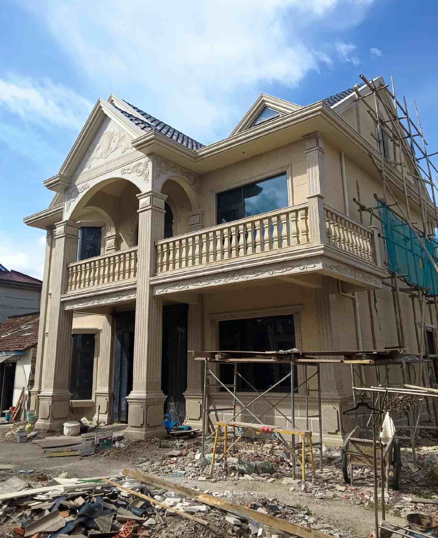 梧州 黄金麻花岗岩石材私人别墅雕花门楼柱阳台栏杆