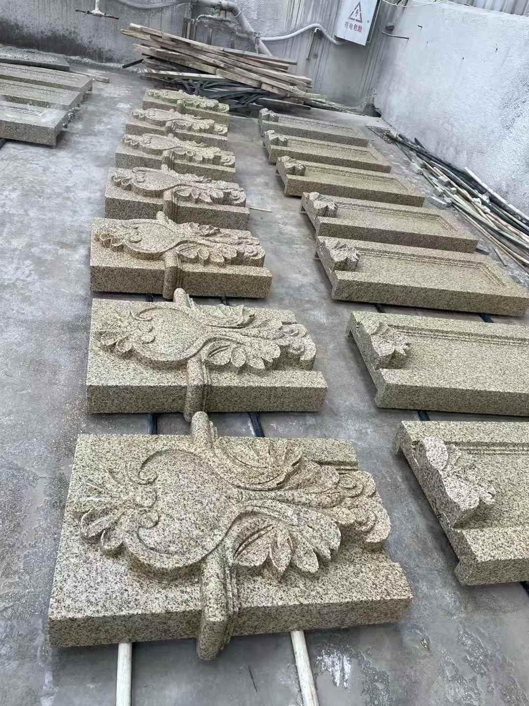 梧州 黄金麻花岗岩别墅外墙雕刻板