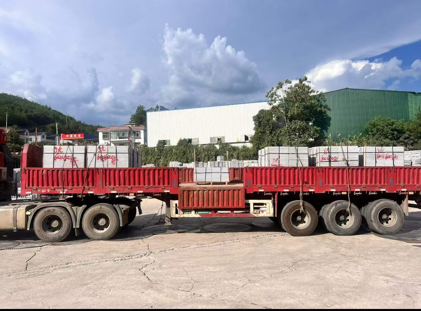 梧州 芝麻灰花岗岩地铺石出货日常